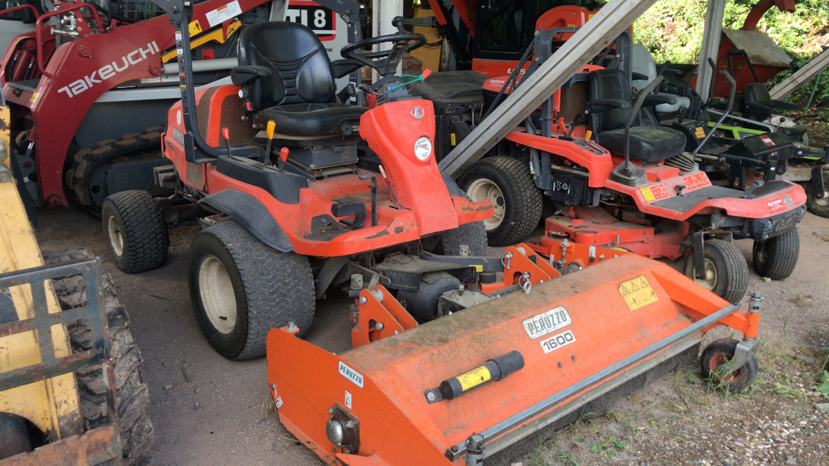 TRATTORE RASAERBA KUBOTA F3680